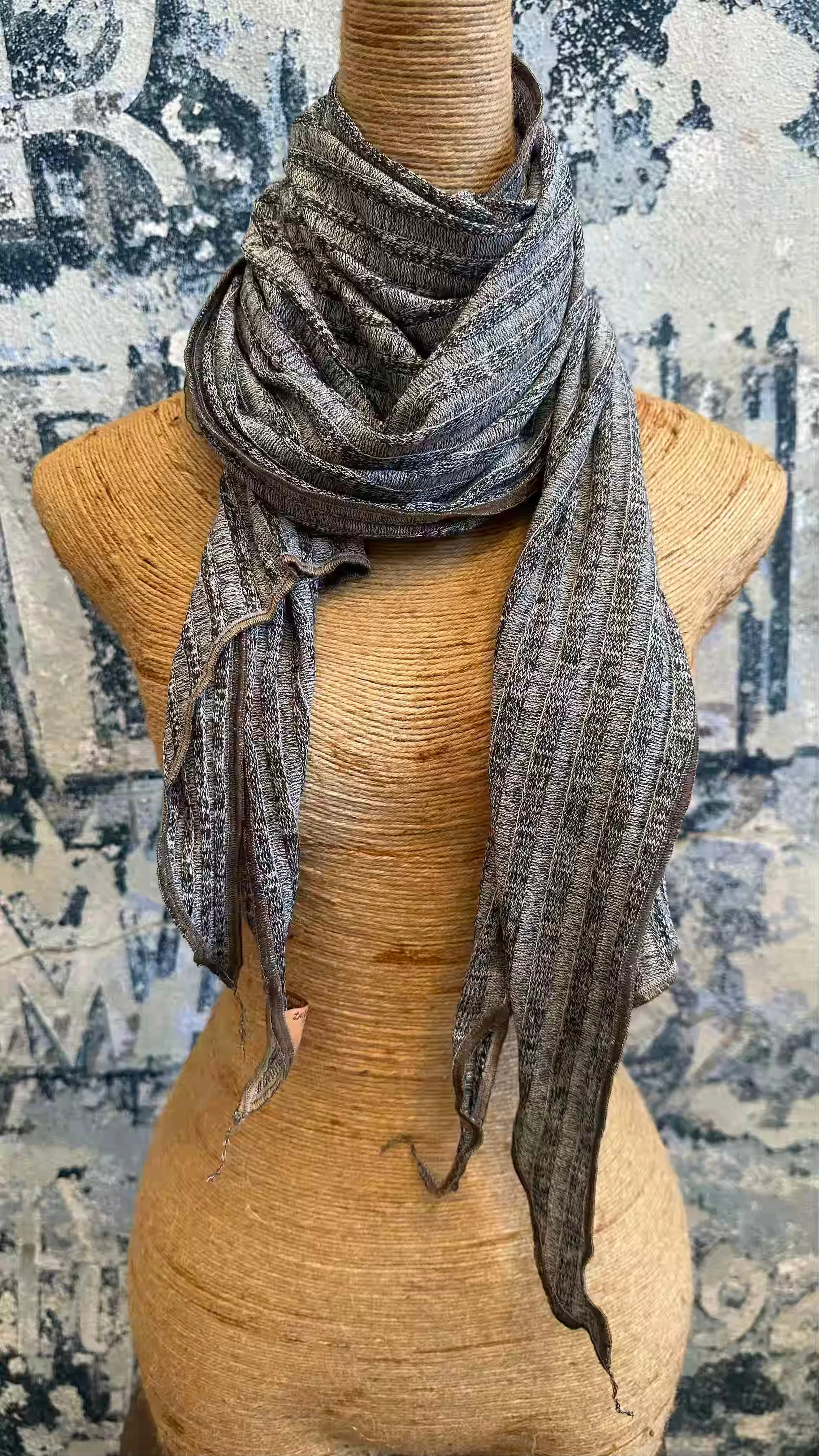 A Regal Nature Scarf