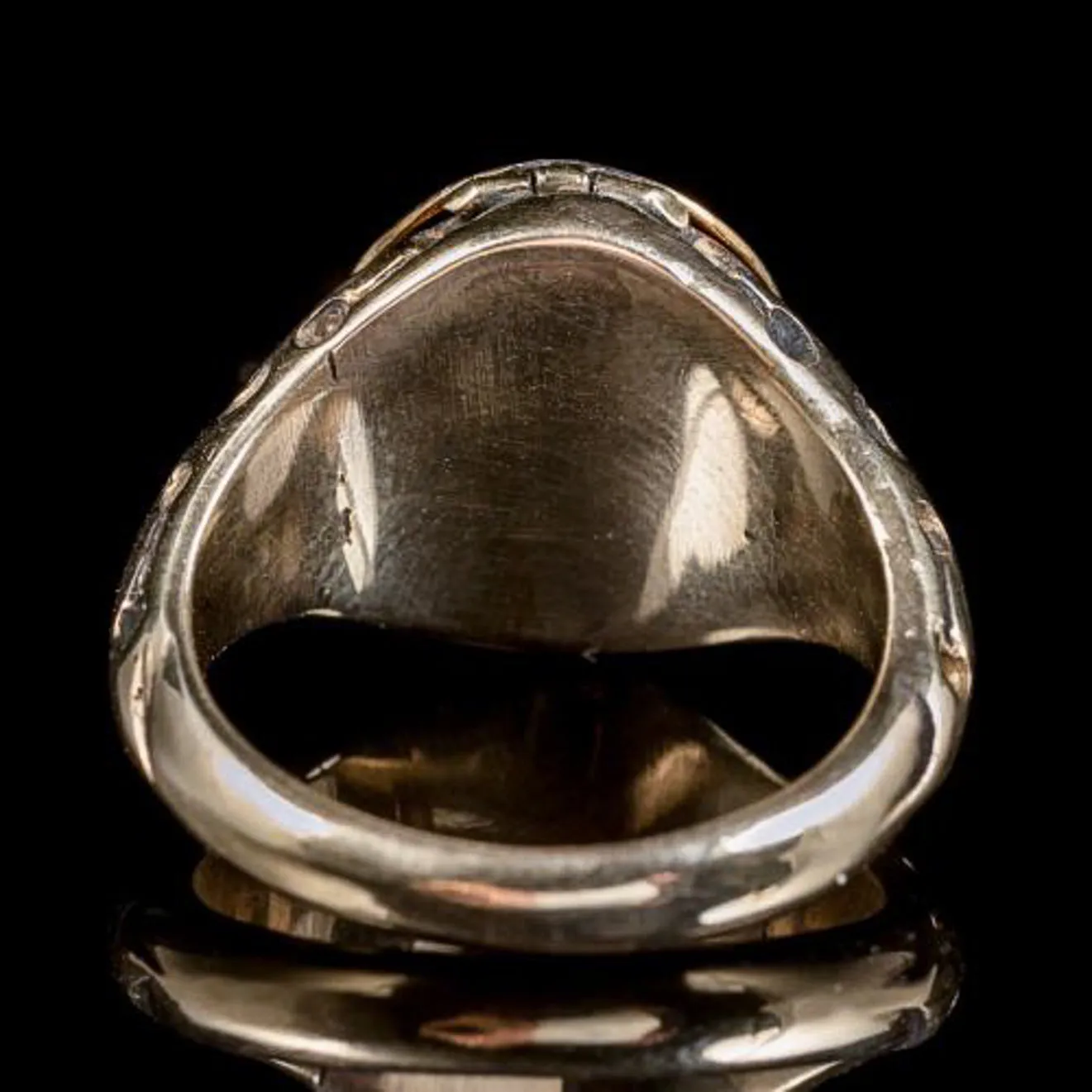 Diamond Skull Locket Ring 18Ct Gold Memento Mori