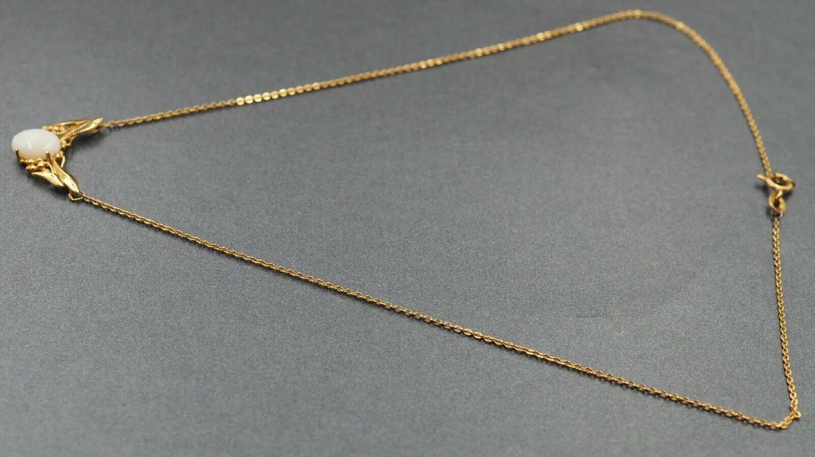 Light Opal 9ct Yellow Gold Necklace with Wattle Centrepiece